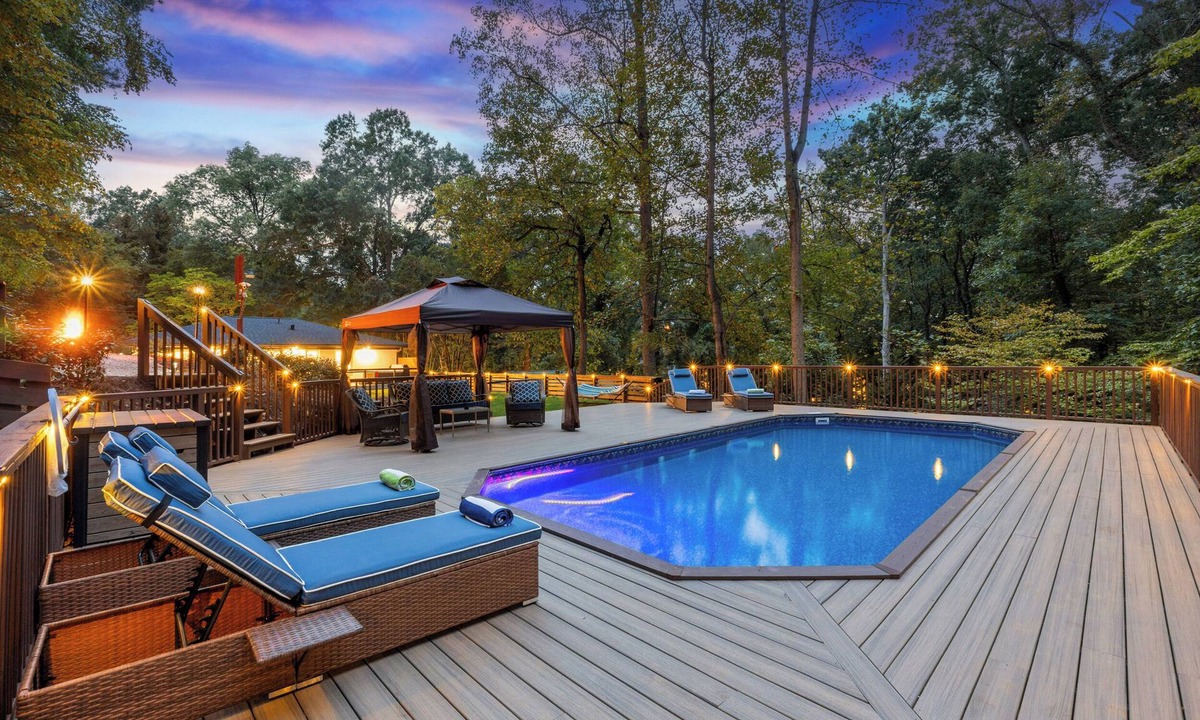 Atlanta House | Atlanta Upscale Oasis Pool HotTub Firepit BBQ