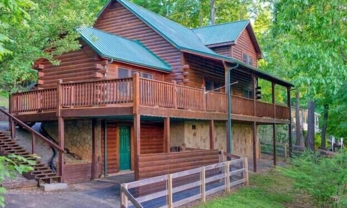 Seymour Cabin | Away From It All! Get 4th night free. Ask me how