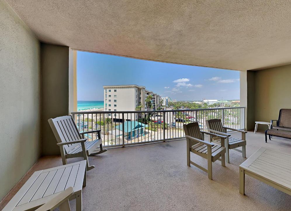 Fort Walton Beach Apartment | Azure #420