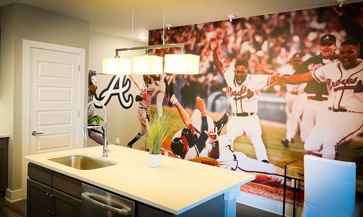 Smyrna Apartment | Ballpark Executive Suite (Steps to Truist)