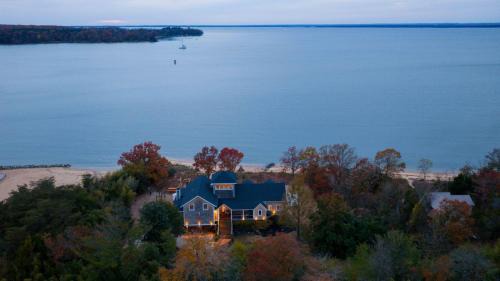 Magnolia House | Bamboo Sands Villa and Captains Lookout