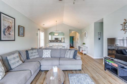 North Myrtle Beach House | Barefoot Resort Retreat! Myrtle Beach Condo