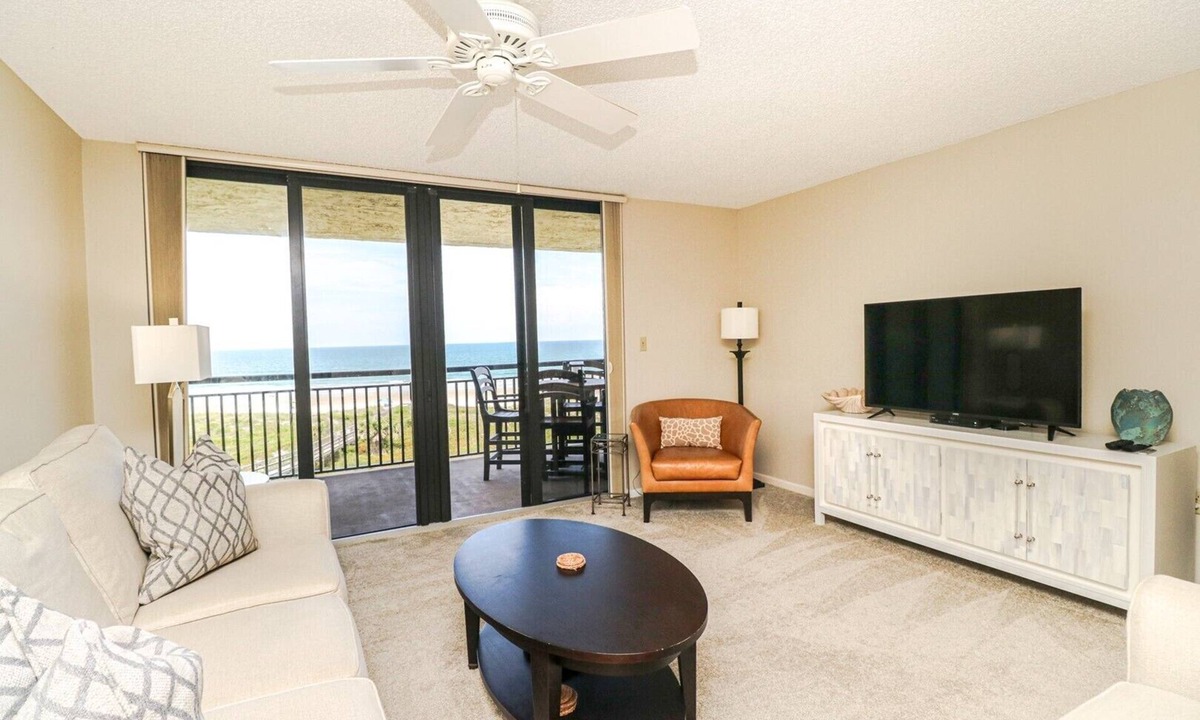 Butler Beach Apartment | Barefoot Trace 414-Direct Oceanfront, Premium Condo on 4th Floor
