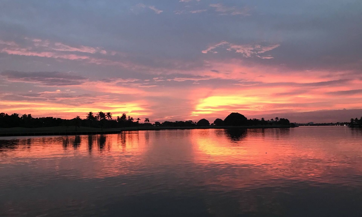 Bay Harbor Islands Villa | Bay Front - 'Villa La - Vue', Incredible Bay & Golf Course Views! Sleeps 15.