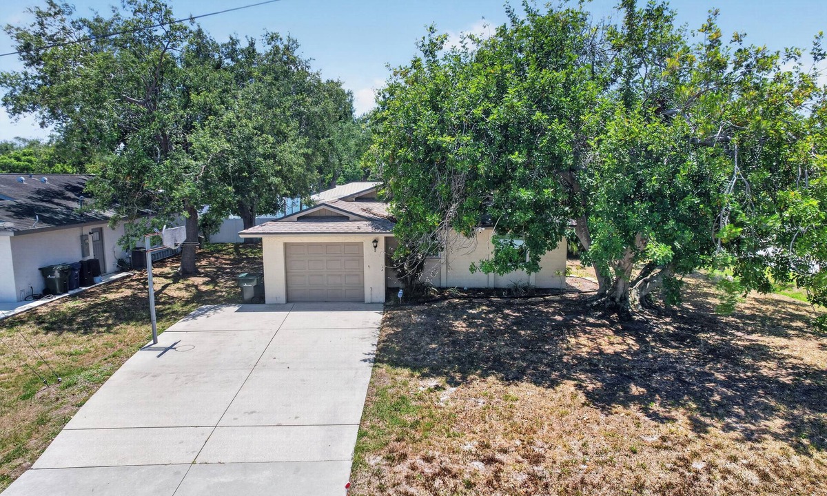 Sarasota House | Bay Street Oasis | 3BR/2BA | Entire Home