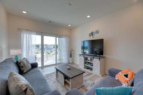 Rehoboth Beach House | Bayfront Condo w/Pool Access, Near Rehoboth Beach