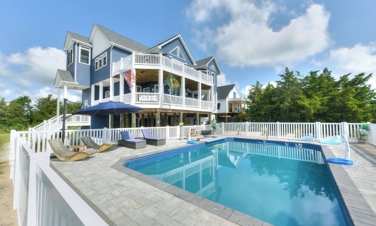 Milford House | Bayfront home with private pool on Slaughter Beach!