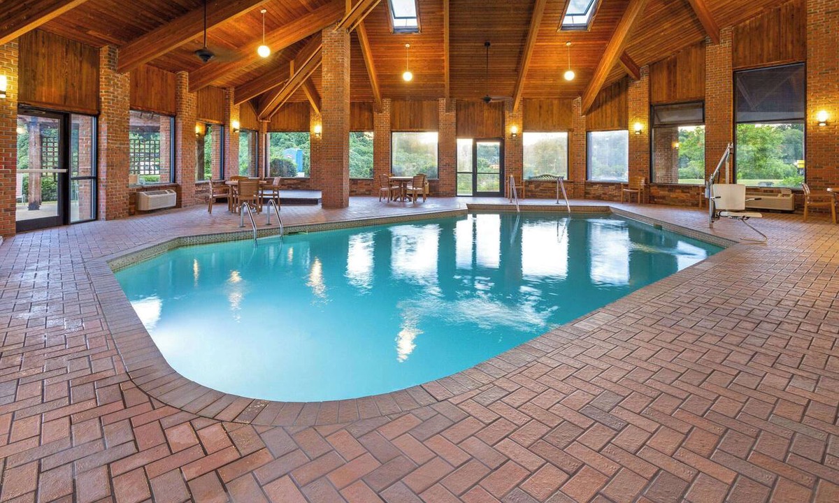 LaGrange Hotel | Baymont by Wyndham LaGrange