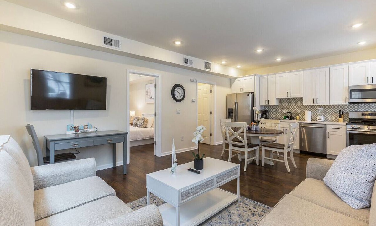 Ventnor City Condo | Beach 2 blocks with parking and patio