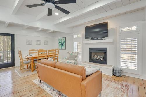 Montross House | Beach Access & Fire Pit! Potomac River Retreat