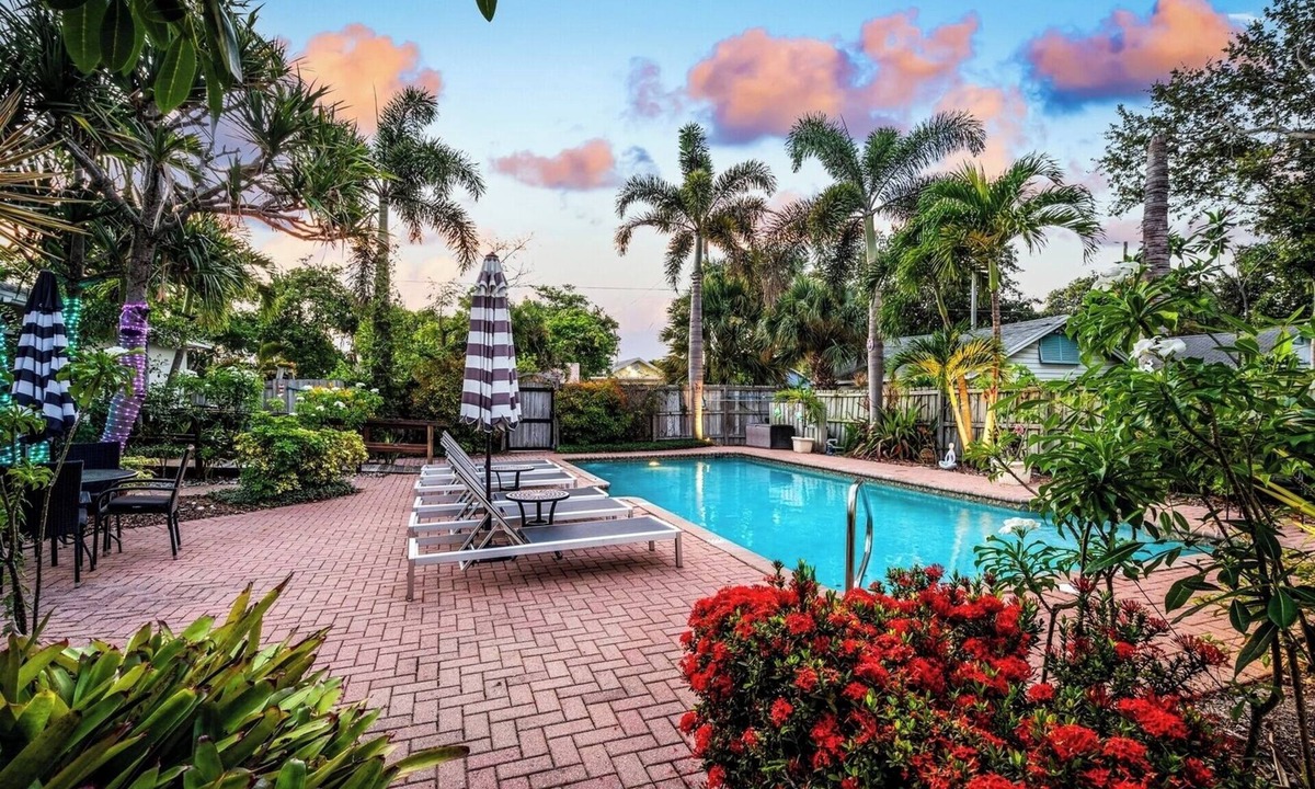 Mango Groves Villa | Beach Bliss Pool Villa 2 in Prime Location