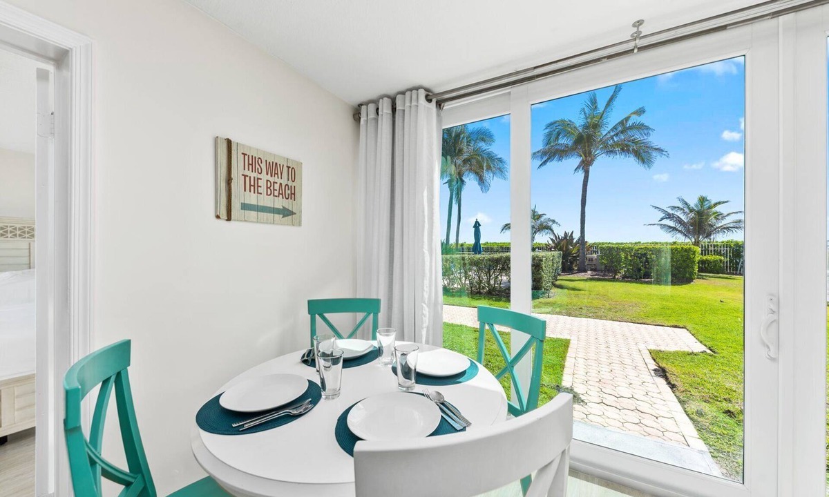 Beach Island Cleaning Jensen | Hutchinson Island South