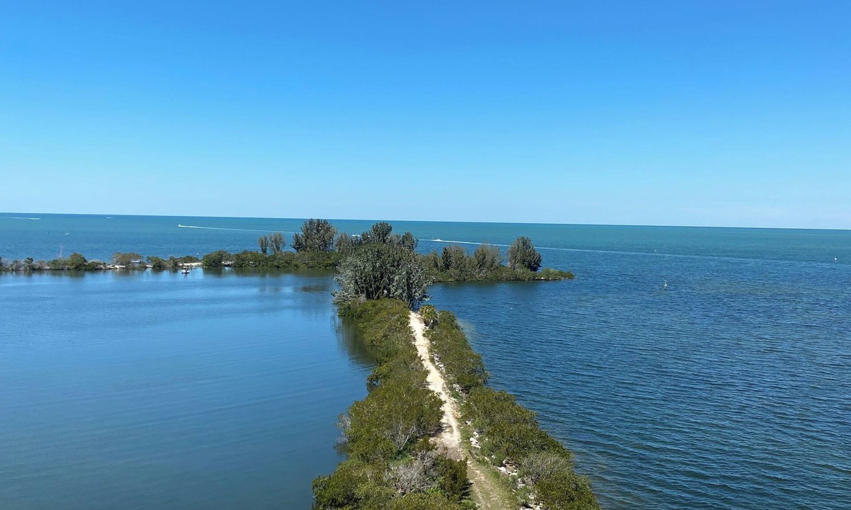 Hudson Beach Estates Condo | BEACH OASIS! Breathtaking views of the gulf & sunset! Enjoy the private beach