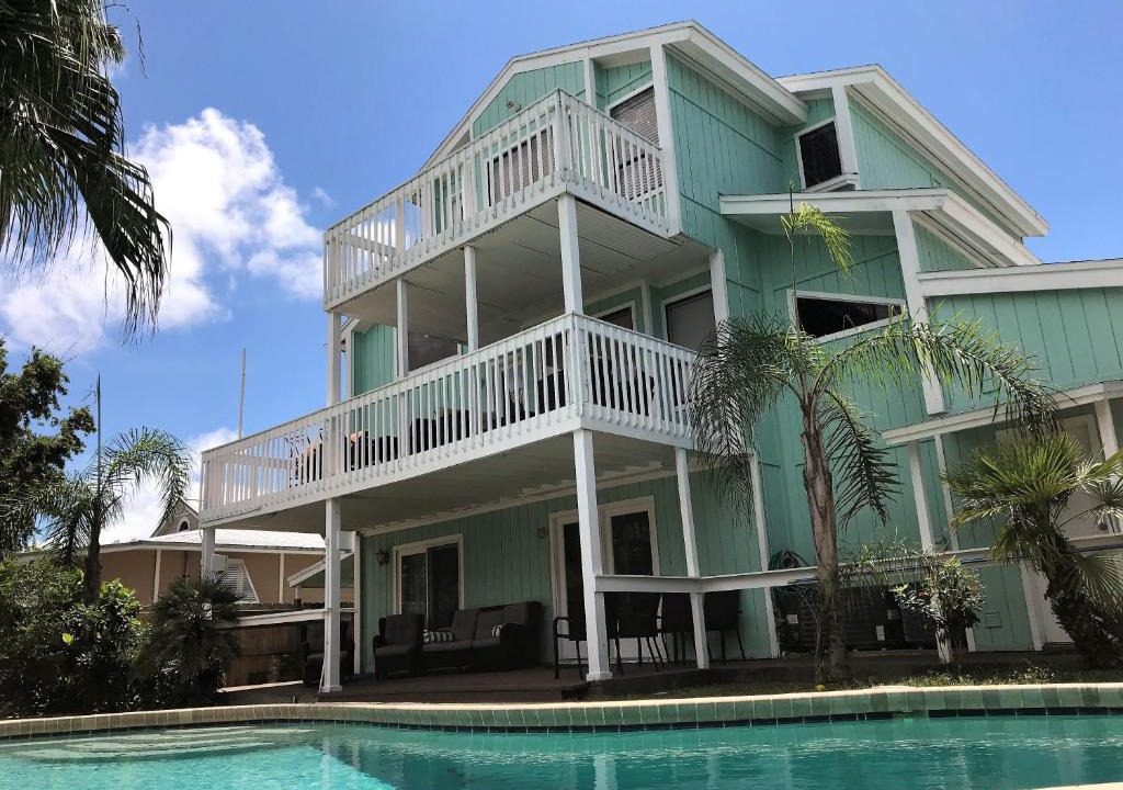 New Smyrna Beach House | Beach Retreat