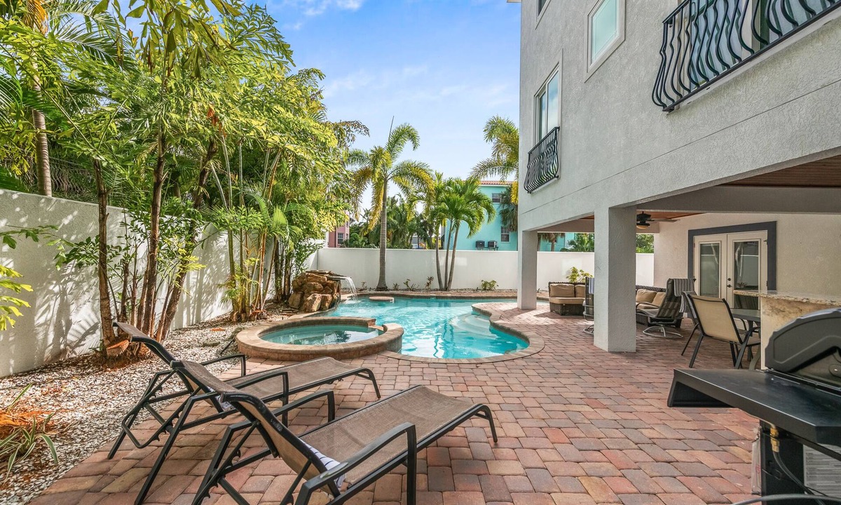 Holmes Beach House | Beach View Retreat! 5BR Home with Pool, Spa, Rooftop Deck and Walk to Beach
