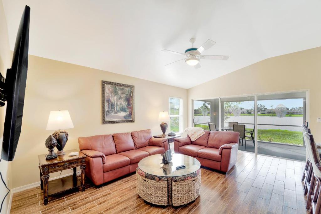 Beachwalk Isles House | Beachcomber Getaway