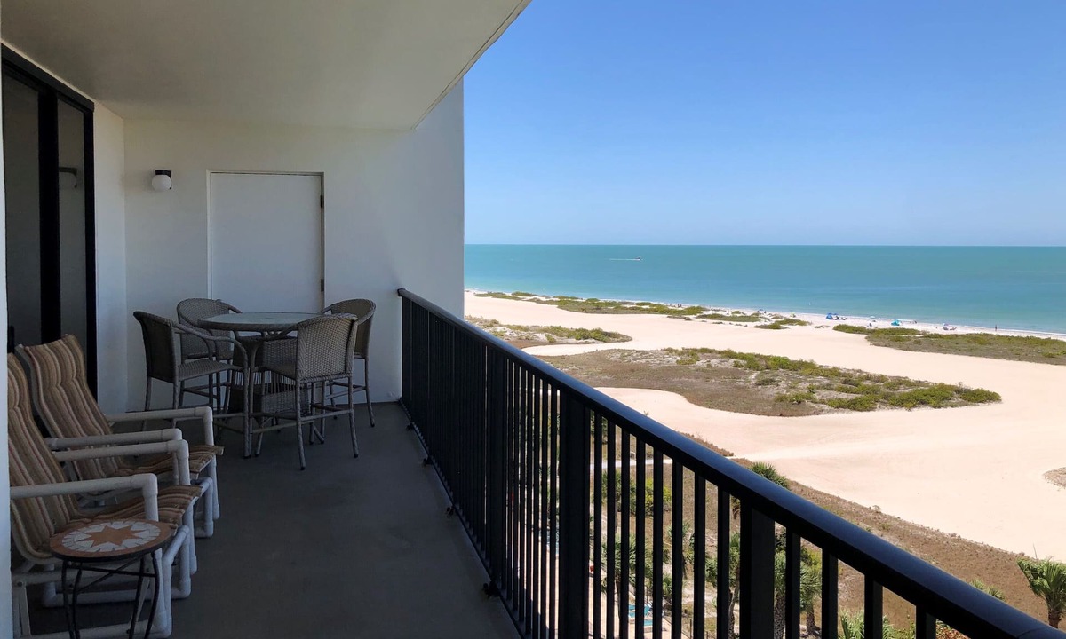 Landmark Towers | Sand Key