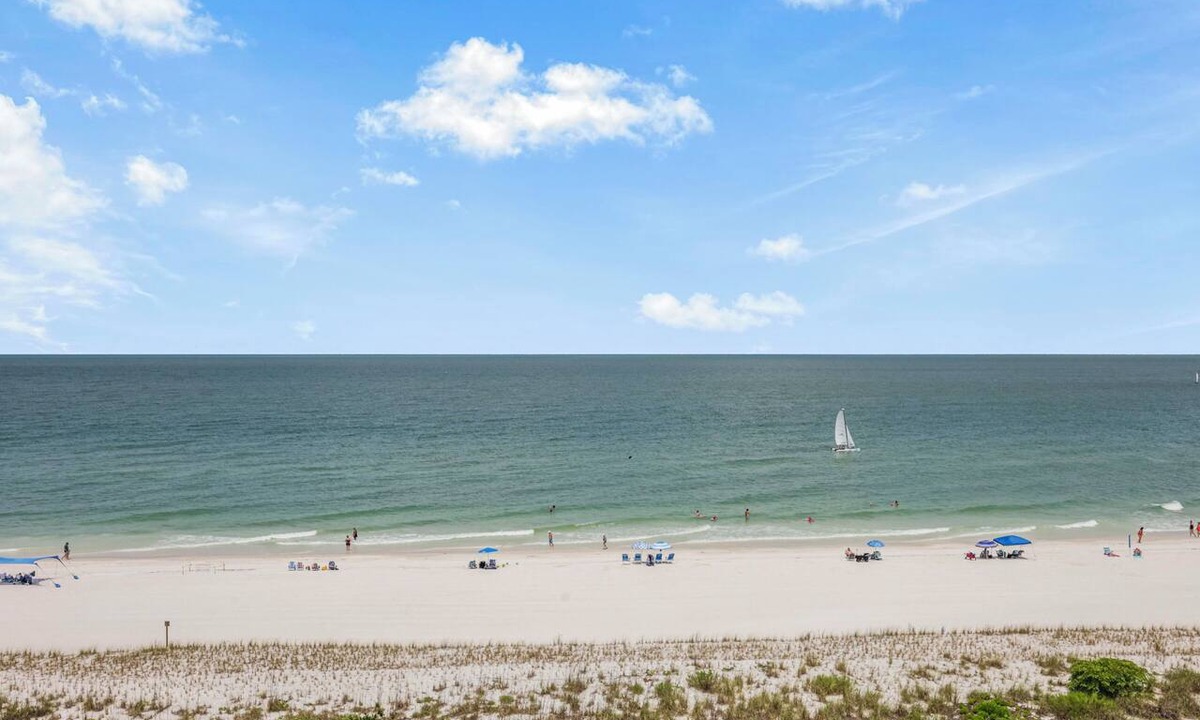 Marco Island Condo | Beachfront Condo | 180-Degree Views and Pool