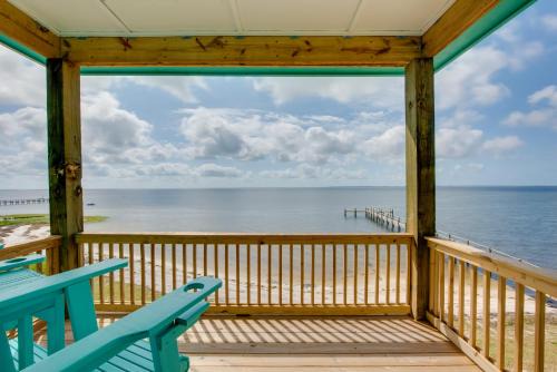 Carrabelle House | Beachfront Cottage w/Dock on Florida Gulf Coast
