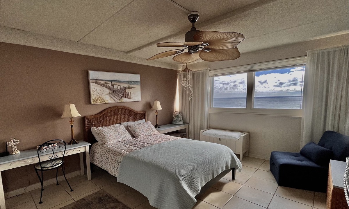 North Ocean City Condo | Beachfront ~ Pool ~ 2BR/2BA ~ 4 Seasons Rain or Shine Balcony ~ 5 Star ~ Uptown