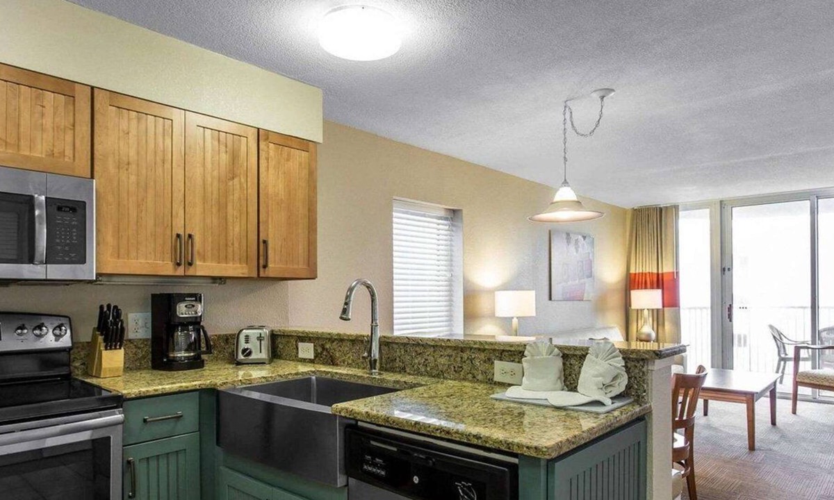Windy Hill Resort | Beachfront ShoreCrest Retreat + Amenities, 2-Bedroom Condo
