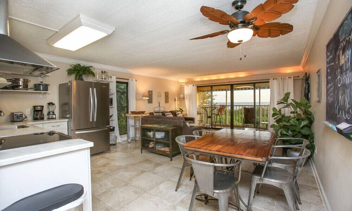 Whitney Beach Condo | Beachfront Villa on Serene Gulf of Mexico
