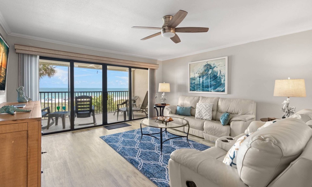 Indian Rocks Beach Condo | Beachfront with Amazing Views! Heated Pool, Hot Tub, Tennis Courts ~ 206 Reflections
