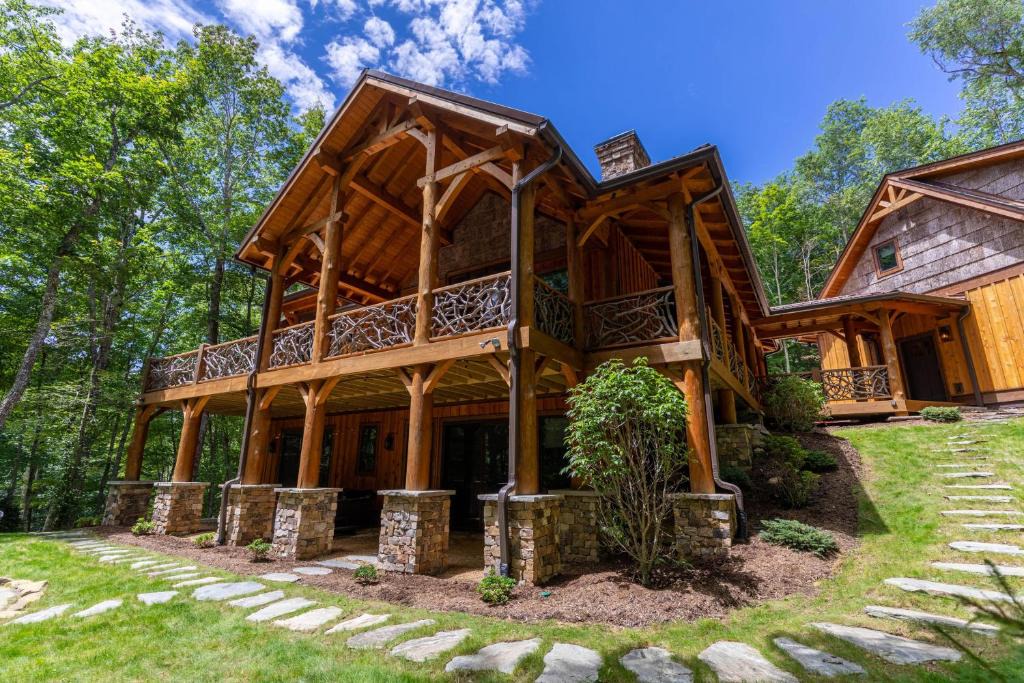 Banner Elk House | Bear Creek Cabin at Eagles Nest