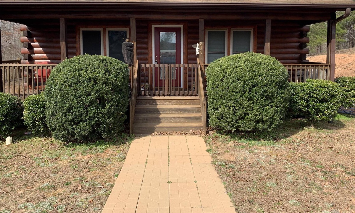 Rutherfordton Cabin | BearCub Cabin Mountain View with Fireplace