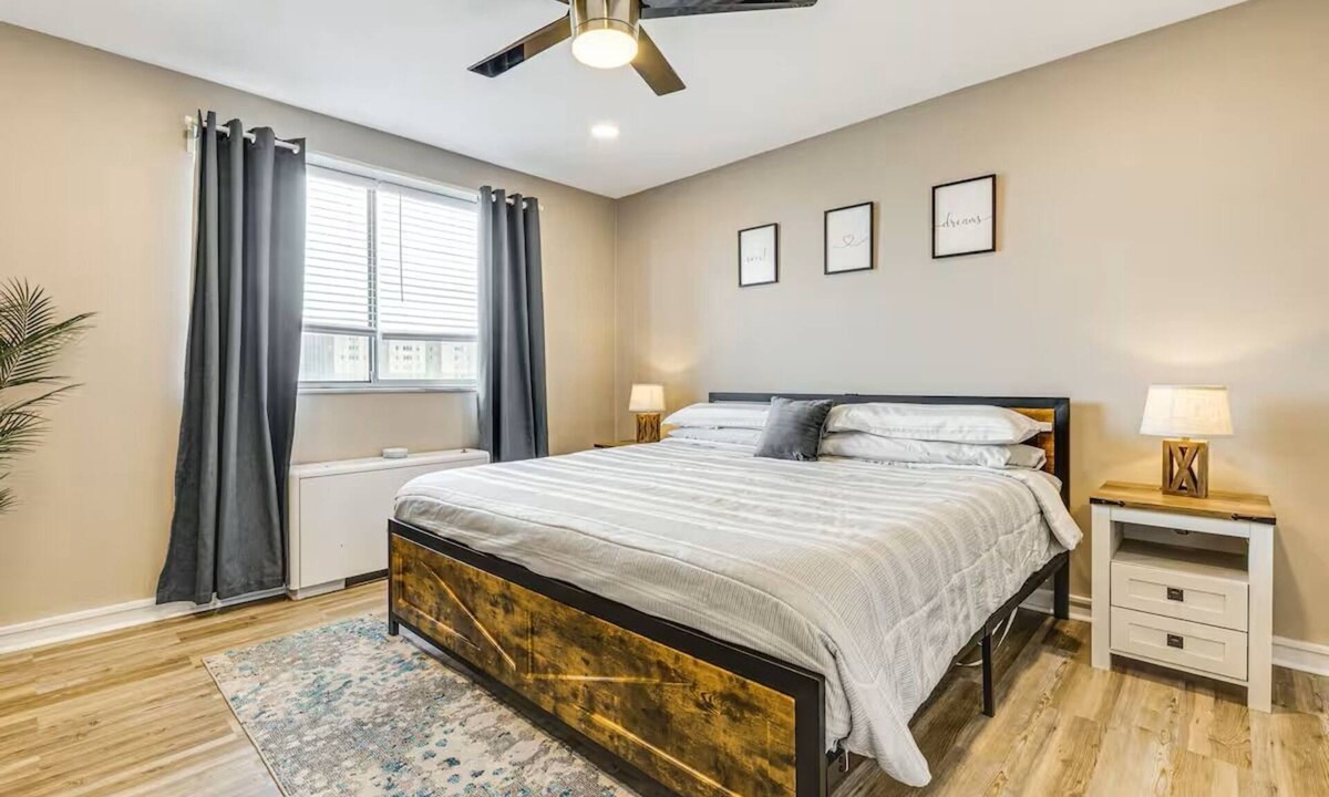 Peachtree Center Apartment | Beautiful 1 BD Apartment, 11F Near Mart- Free Parking and Swimming Pool