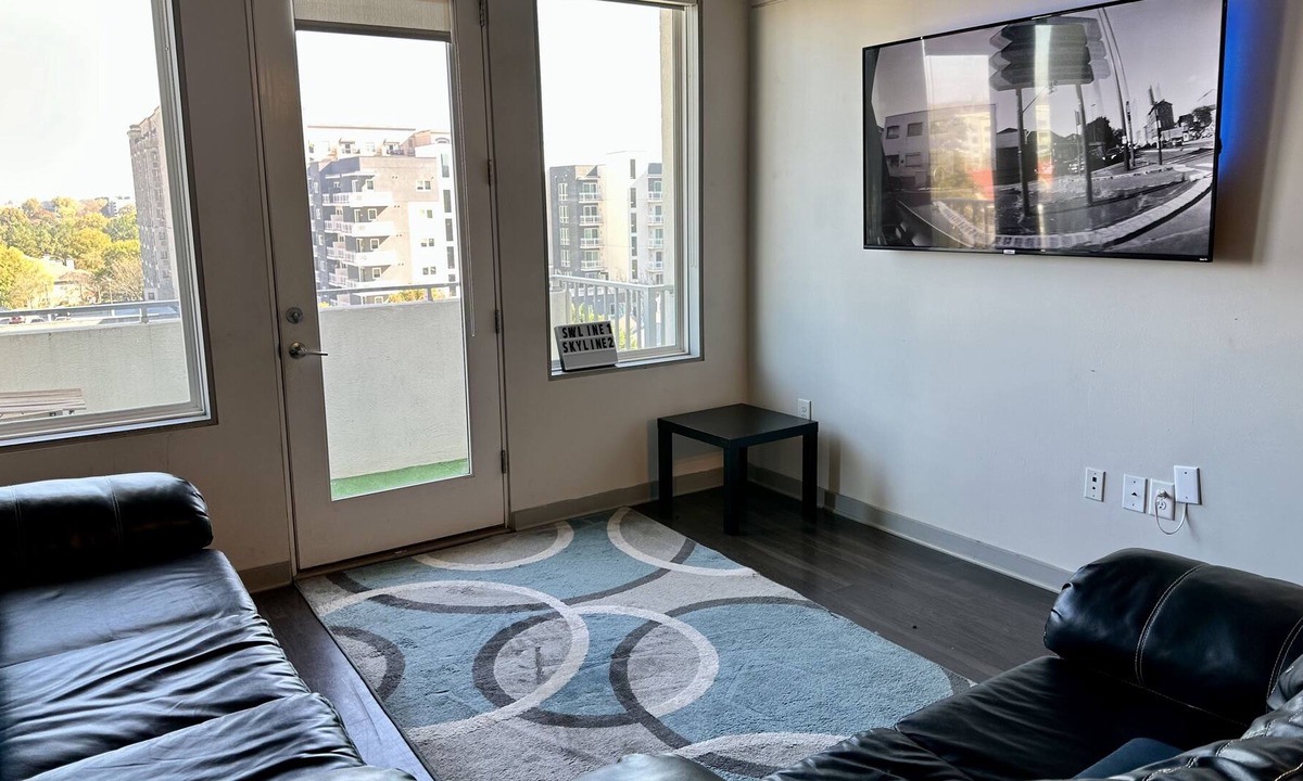SoNo Condo | Beautiful 2 Bdrm / 2 Bath Condo -- view of Downtown ATL!
