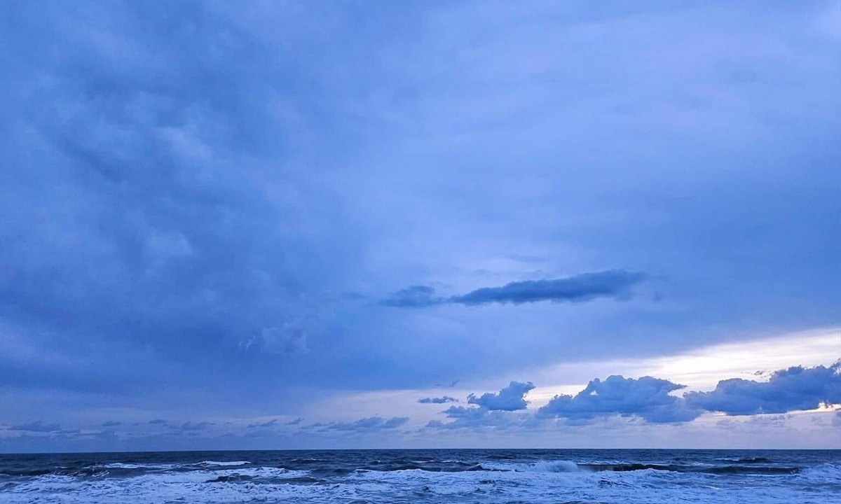 Bethune Beach Condo | Beautiful 3 bedroom condo on Bethune Beach! Walk to Canaveral Sea Shore.
