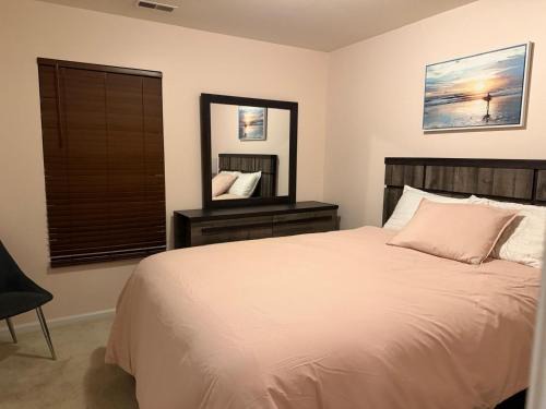 Charlotte House | Beautiful Bed and Bath in Charlotte