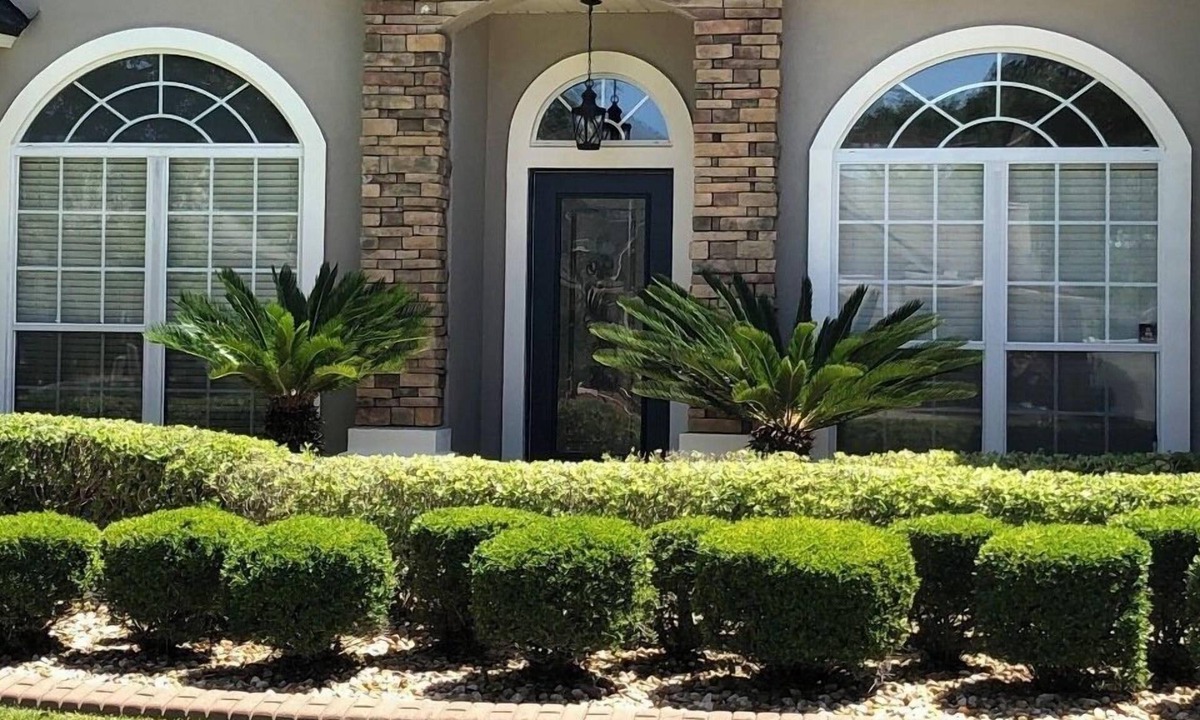 OakLeaf Plantation House | Beautiful home with pool
