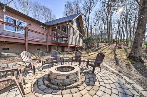 Glenville House | Beautiful Lake Views! ‘Glenville Serenity Lodge'