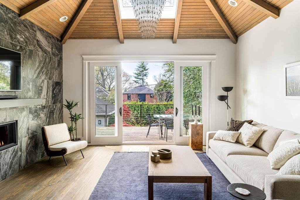 Midtown House | Beautiful Luxury Home - Steps From Piedmont Park