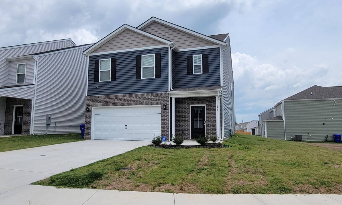 Oak Ridge House | Beautiful new home with lake view near hiking trails