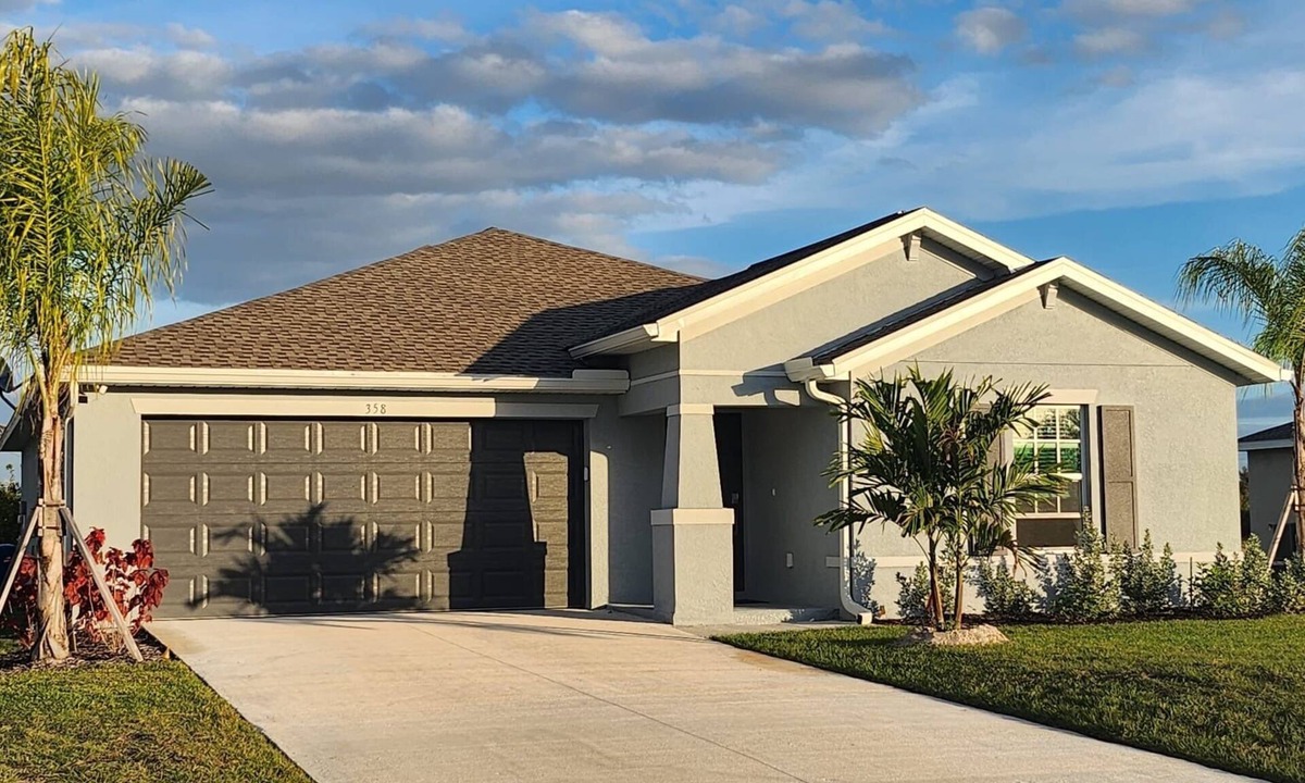 Lehigh Acres House | Beautiful new vacation home in Fort Myers/Lehigh Acres