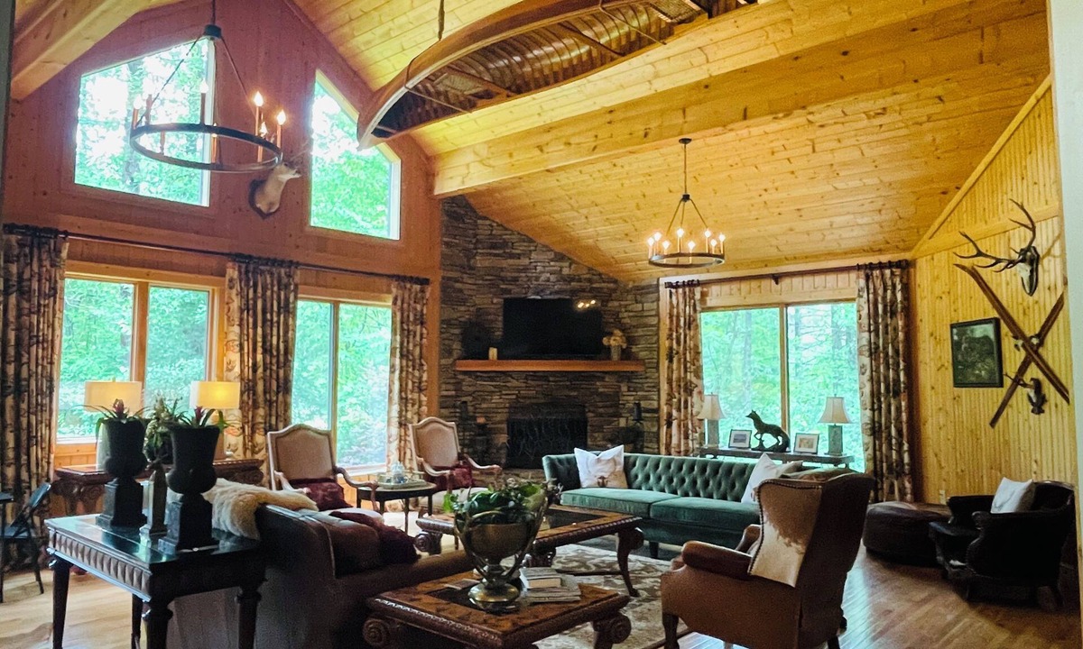 Sapphire House | Beautiful newly renovated home on golf course with Sapphire amenities