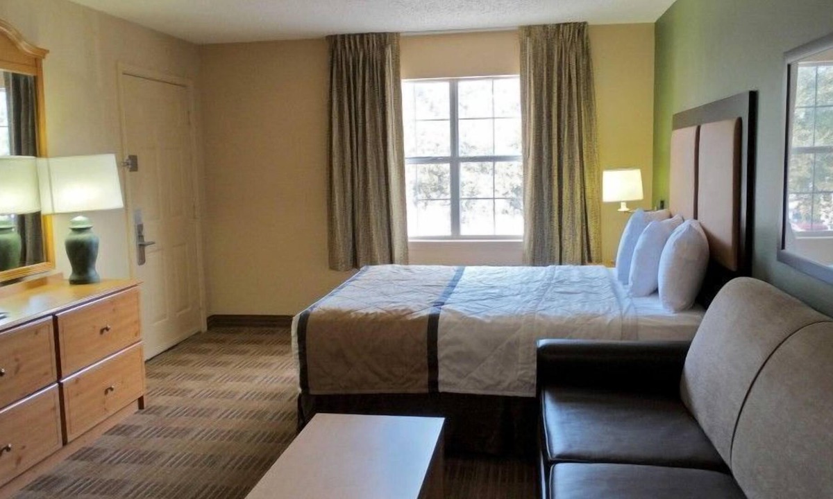 Tampa Apartment | Beautiful Studio apartment (424212) by Houzlet