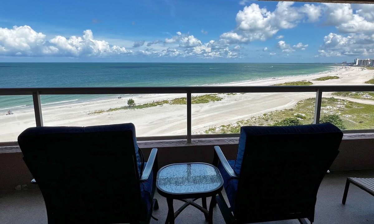 Sand Key Condo | Beautifully Remodeled luxurious Sand Key beach Condo with WORLD CLASS VIEWS