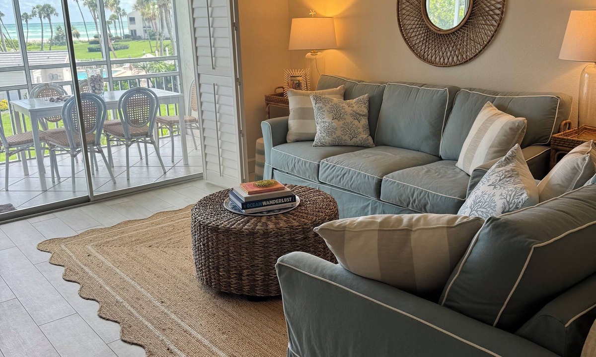 Longbeach Village Condo | Beautifully renovated 3 bedroom ocean view condo on Longboat Key