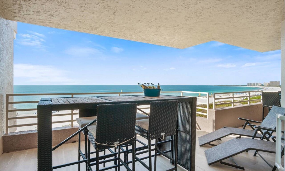 Marco Island Condo | Beautifully Renovated Beachfront Condo; Resort Amenities, Beach Gear & WiFi ~Walk to Everything