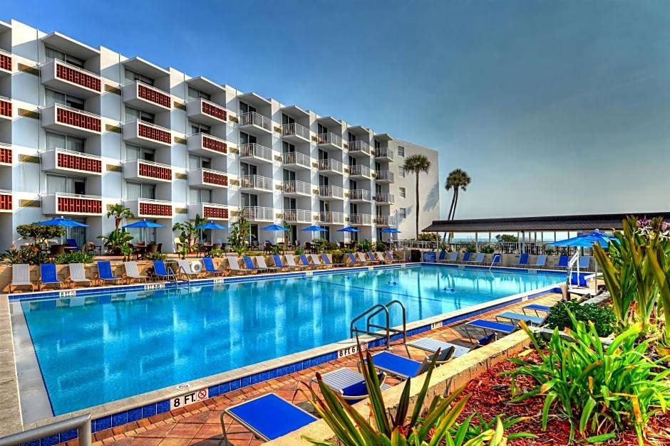 Daytona Beach Shores Hotel | Best Western Aku Tiki Inn