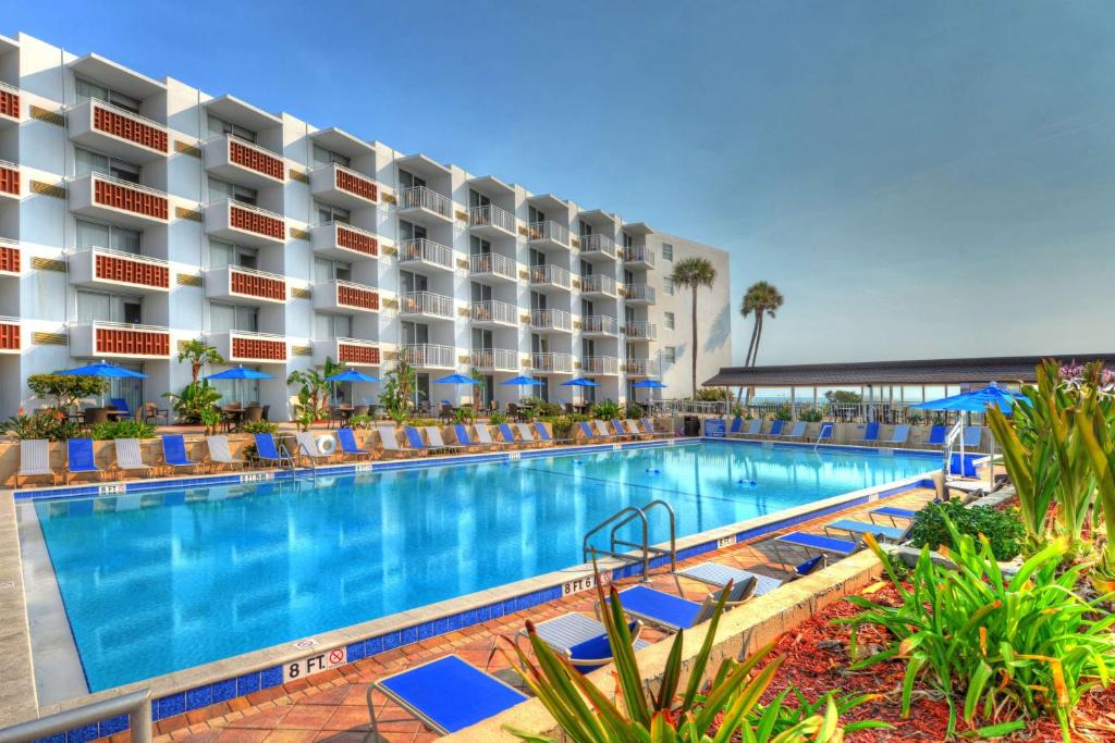 Aku Tiki Inn | Daytona Beach Shores
