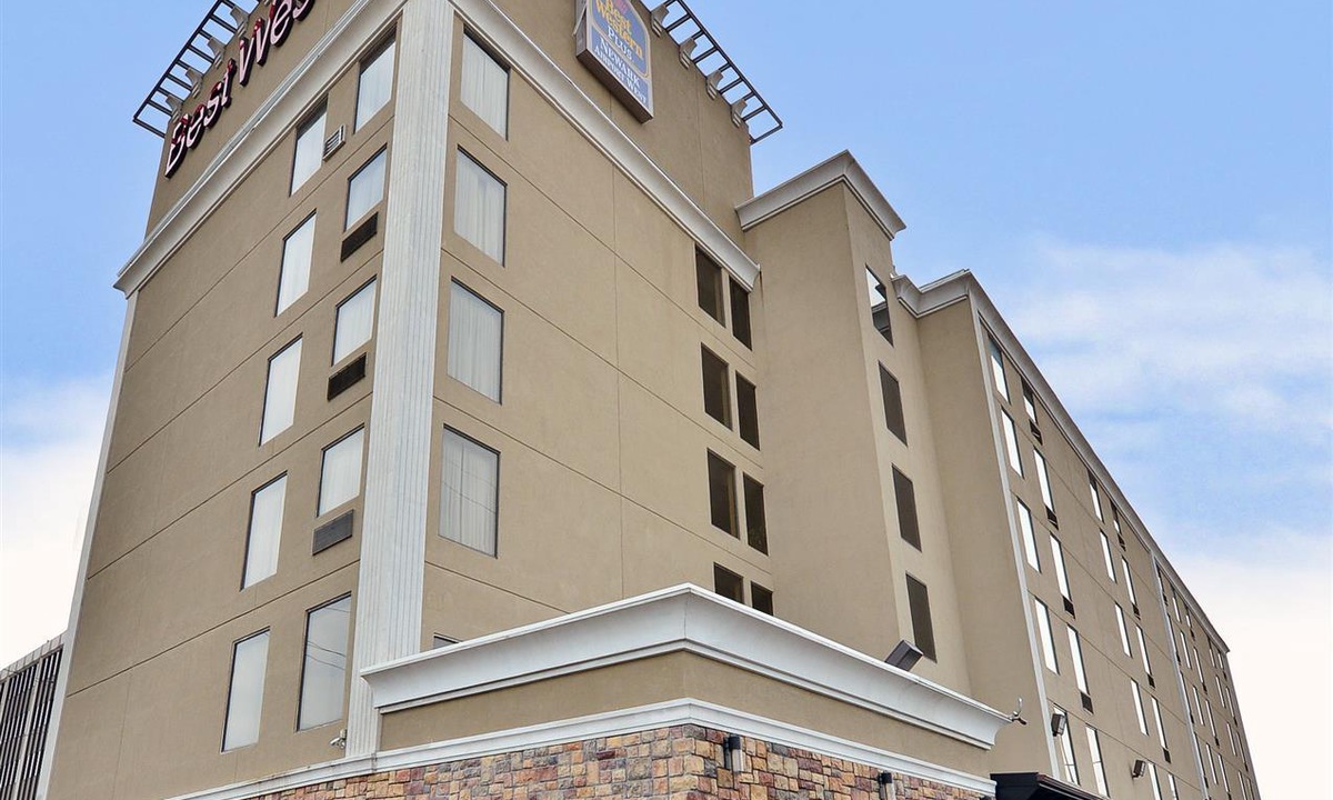 Newark Hotel | Best Western Plus Newark Airport West