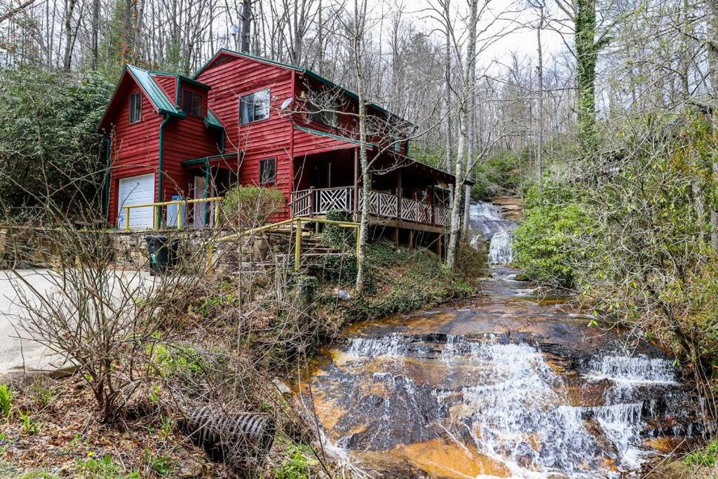 Franklin Ski Chalet | Blaster's Point