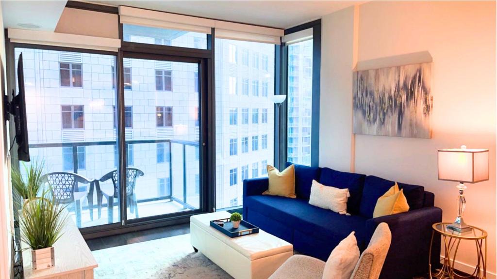 North Buckhead Apartment | Blue Luxe-Highrise, Balcony, Year-round Pool, City View!