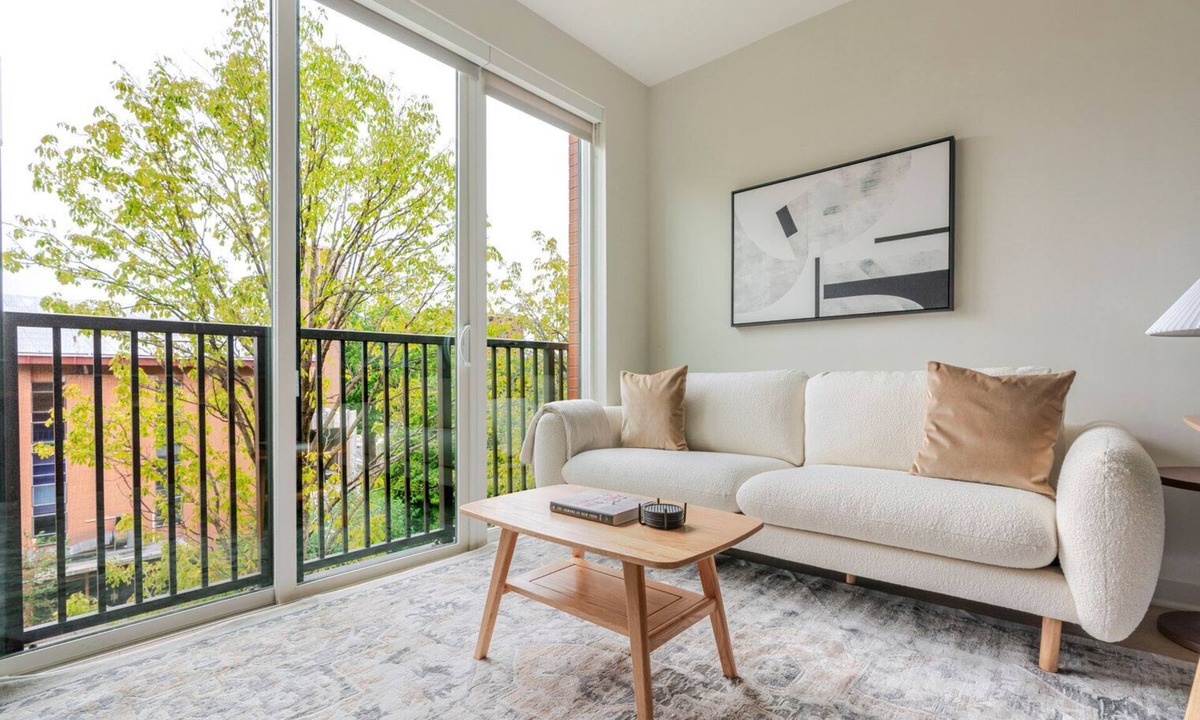 Capitol Hill Apartment | Blueground | Southwest Waterfront, rooftop, nr National Mall
