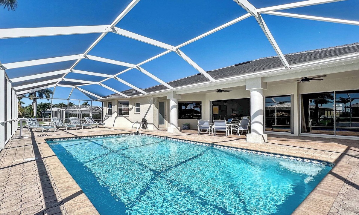 Yacht Club Villa | Boaters Dream, S. Terr, Pool, Yacht Club, Boating